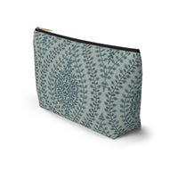 Mumbai Lace Accessory Pouch w T-bottom in Green